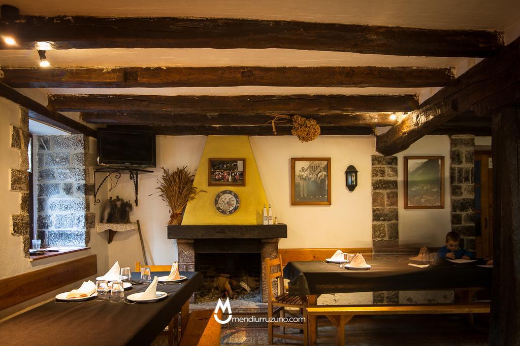 Casa Rural Eleizondo Haundia Itziar 외부 사진